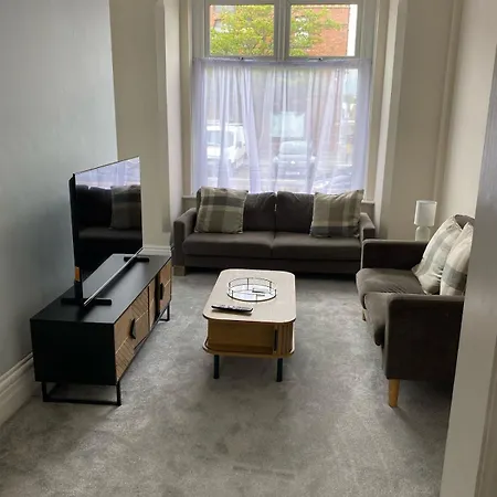 Ml Short - 3 Bedroom House Near Bae בית נופש *